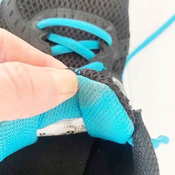 New Balance 470 V3 Women's Running Sneakers Size 8.5 B Black Blue Lace Up - Picture 10 of 10